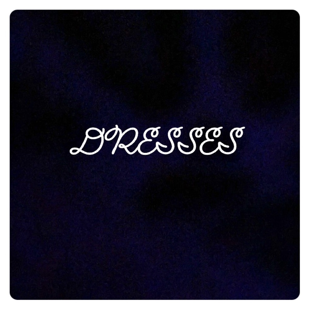 Divider-Dresses